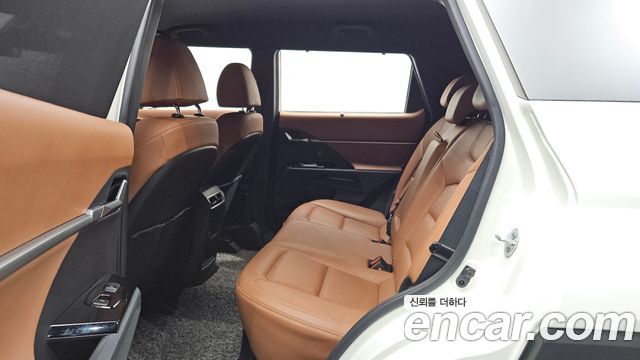 KG Mobility Torres 2023 — photo 11