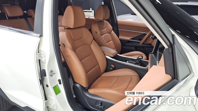 KG Mobility Torres 2023 — photo 12