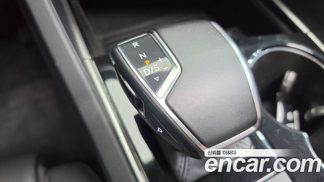 Volkswagen Touareg 2020 — photo 9