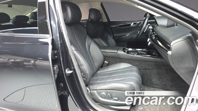 Genesis G80 2022 — photo 17
