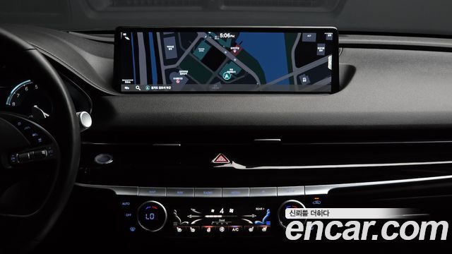 Genesis G80 2022 — photo 20