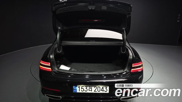 Genesis G80 2022 — photo 26