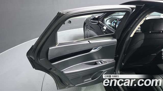 Genesis G80 2022 — photo 15