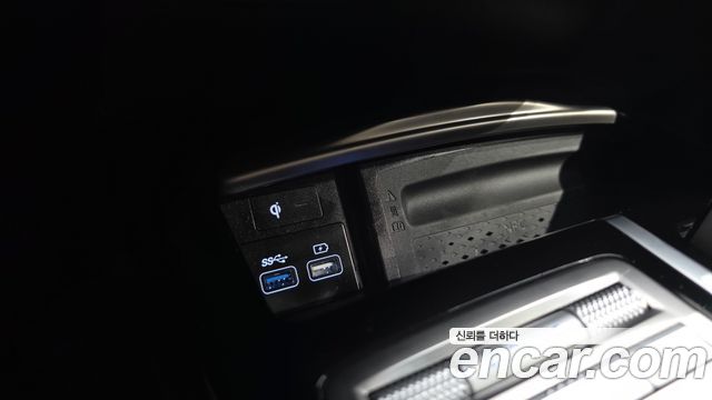 Genesis G80 2022 — photo 16