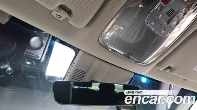Genesis G80 2022 — photo 27