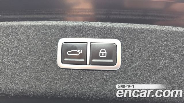 Genesis G80 2022 — photo 36