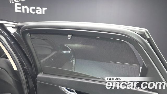 Genesis G80 2022 — photo 38