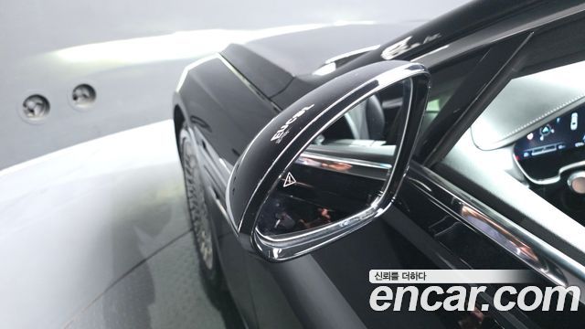 Genesis G80 2022 — photo 40