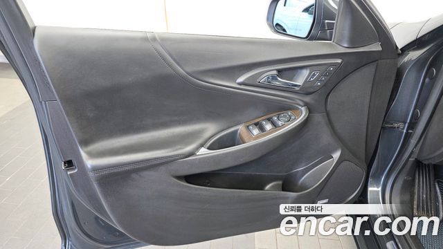 Chevrolet Korea Malibu 2017 — photo 14