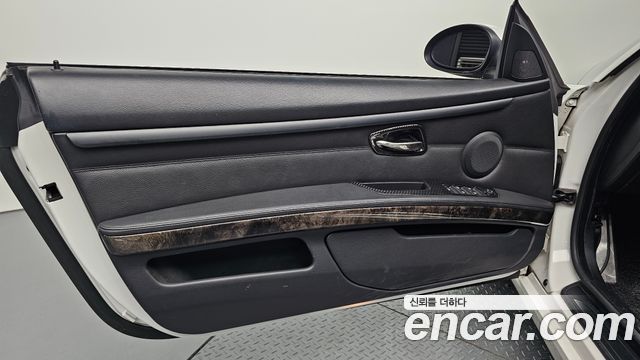 BMW 3-Series 2007 — photo 14