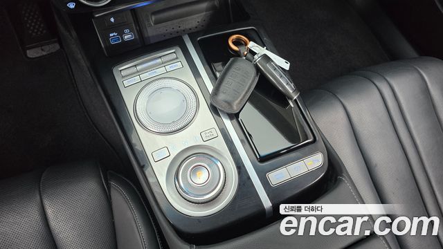 Genesis G80 2022 — photo 9