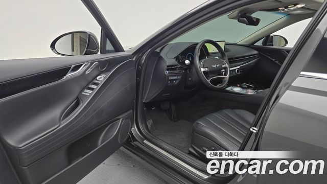 Genesis G80 2022 — photo 11