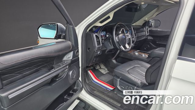 Ford Expedition 2021 — photo 13