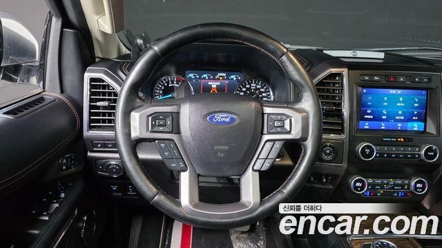 Ford Expedition 2021 — photo 20