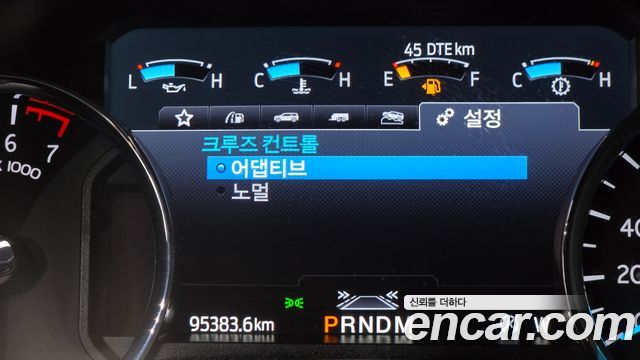 Ford Expedition 2021 — photo 34
