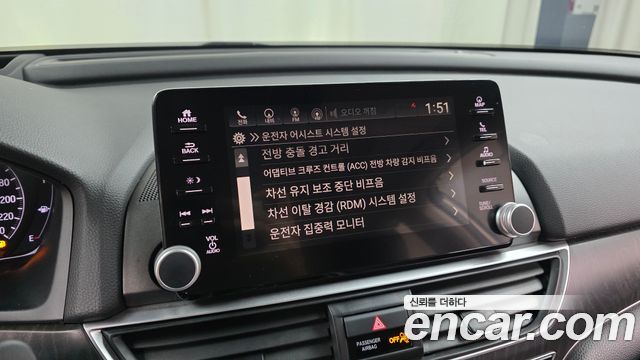 Honda Accord 2019 — photo 32