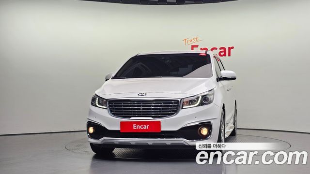 Kia Canival 2018 — photo 3