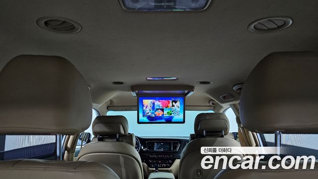 Kia Canival 2018 — photo 20