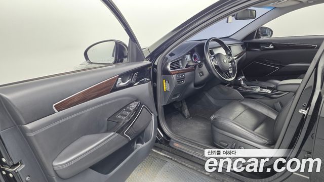 Kia K7 2018 — photo 10