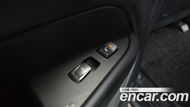 KG Mobility Rexton 2019 — photo 23