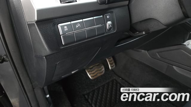 KG Mobility Rexton 2019 — photo 25