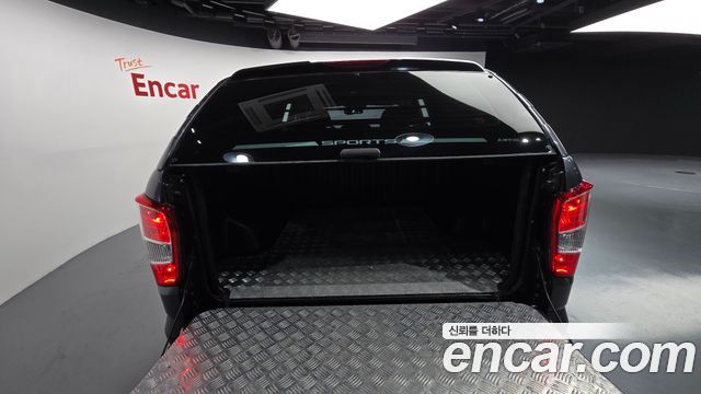 KG Mobility Rexton 2019 — photo 27