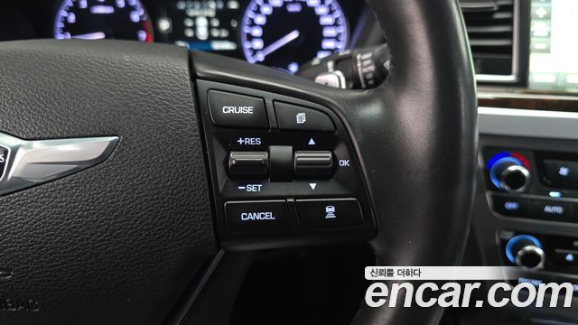 Hyundai Genesis 2015 — photo 21
