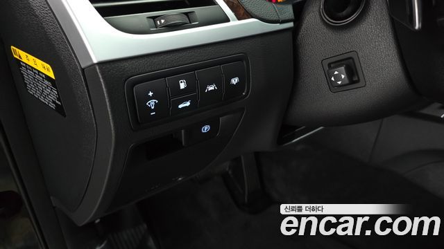 Hyundai Genesis 2015 — photo 25