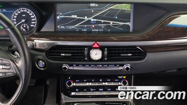 Genesis EQ900 2016 — photo 14