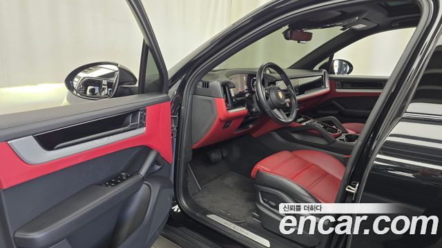 Porsche Cayenne 2024 — photo 13