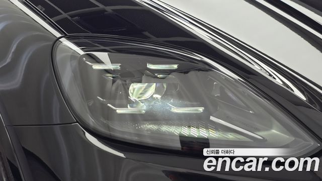 Porsche Cayenne 2024 — photo 8