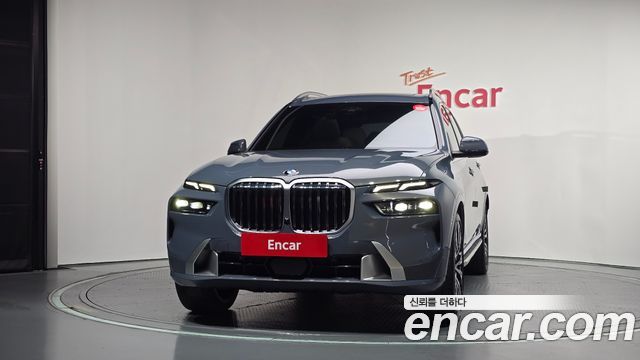 BMW X7 2023 — photo 3