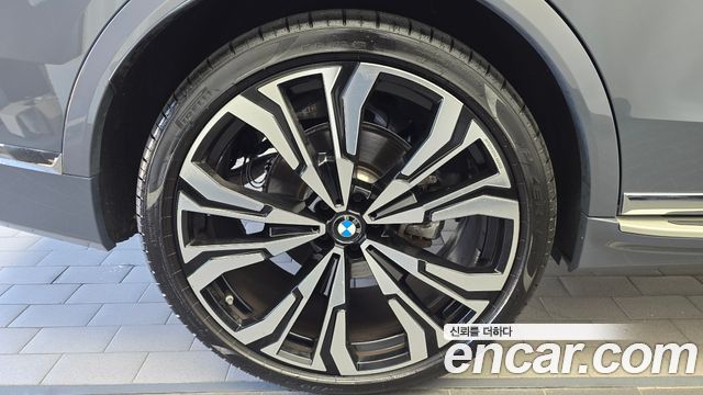 BMW X7 2023 — photo 5