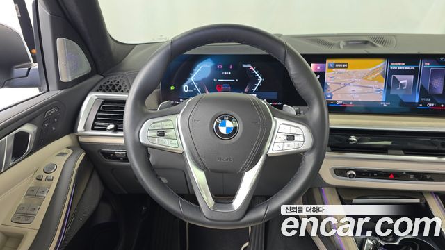 BMW X7 2023 — photo 19