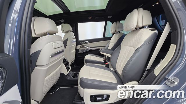 BMW X7 2023 — photo 25