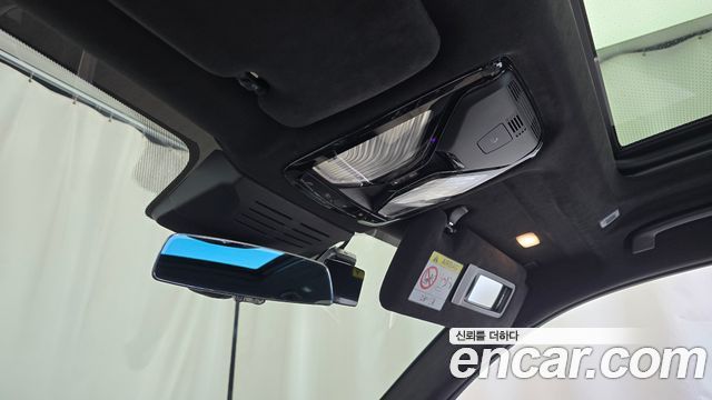 BMW X7 2023 — photo 26