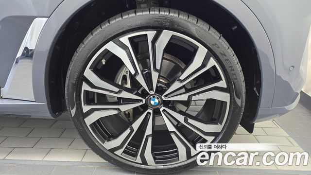 BMW X7 2023 — photo 7