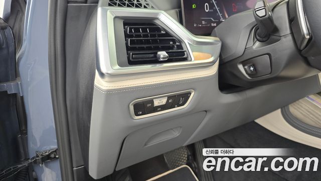BMW X7 2023 — photo 27