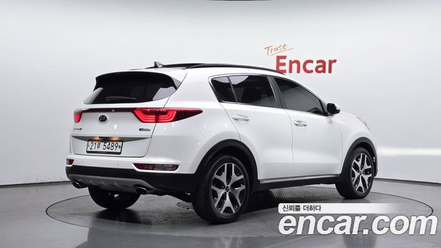 Kia Sportage 2018 — photo 2