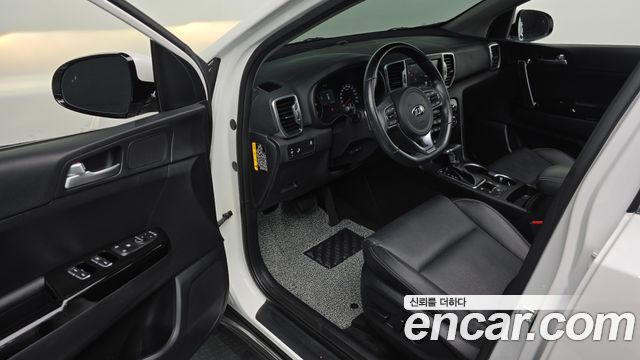 Kia Sportage 2018 — photo 10