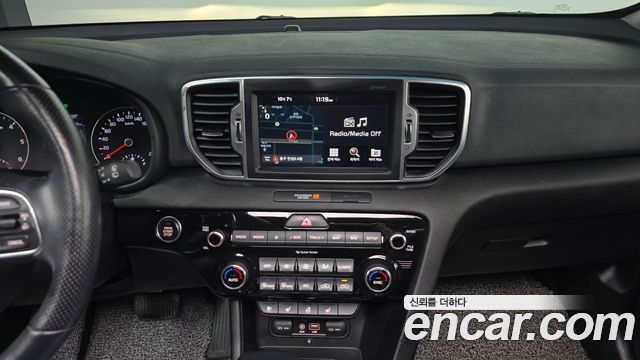 Kia Sportage 2018 — photo 13