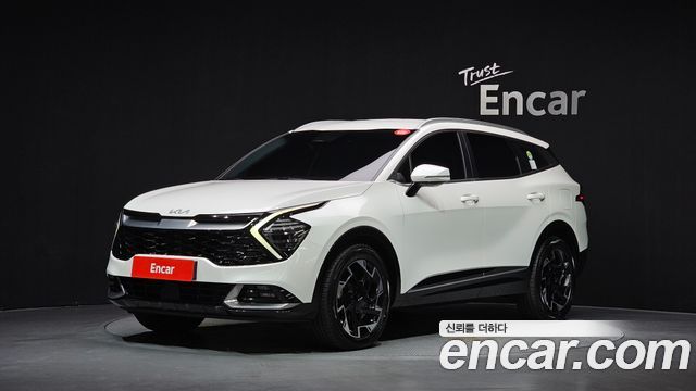 Kia Sportage 2023 — photo 1