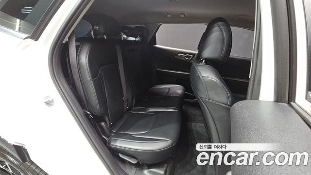 Kia Sportage 2023 — photo 17