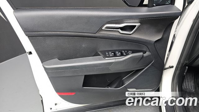 Kia Sportage 2023 — photo 14