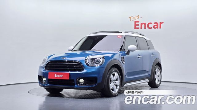 Mini Countryman 2018 — photo 1