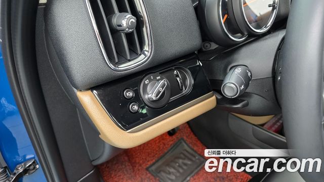 Mini Countryman 2018 — photo 25