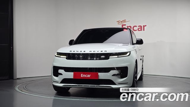 Land Rover Range Rover Sport 2023 — photo 3