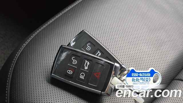Land Rover Range Rover Sport 2023 — photo 22