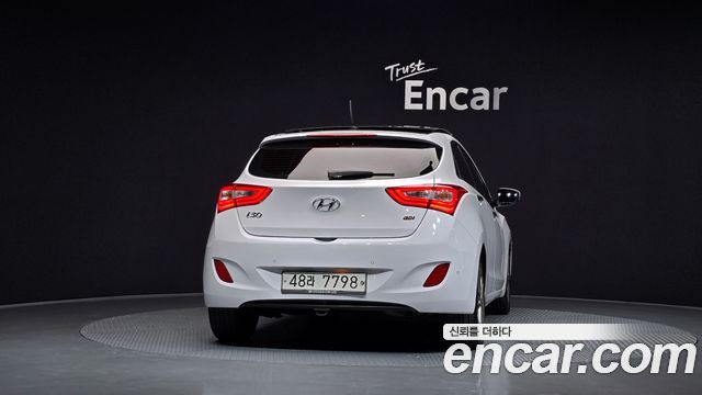 Hyundai i30 2015 — photo 4