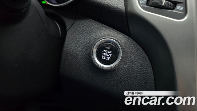 Hyundai i30 2015 — photo 27